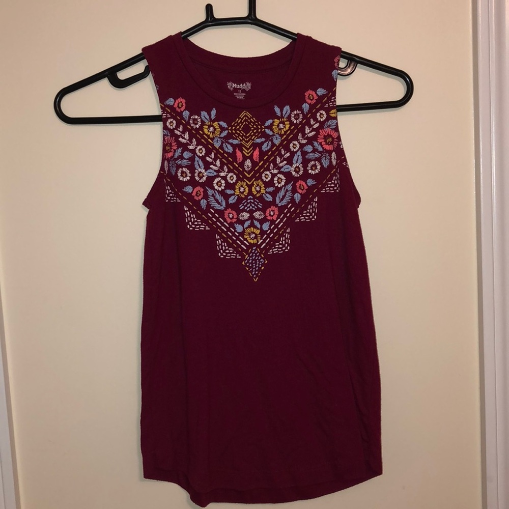 “Mudd” girls cute maroon dressy tank top